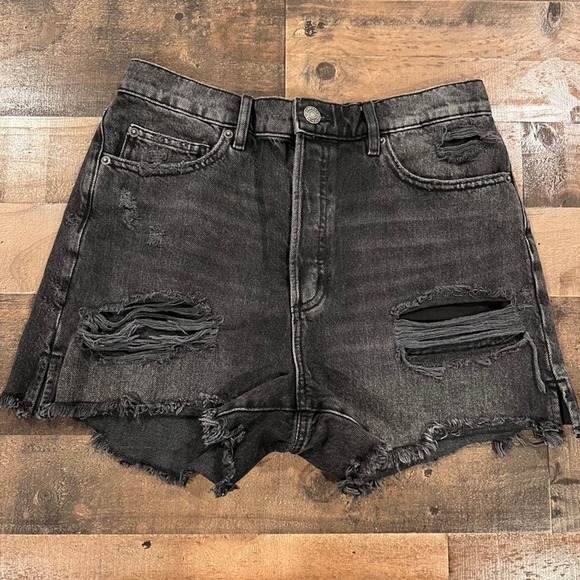 Garage Short Vintage/Cut Off Vintage Shorts - Picture 2 of 6